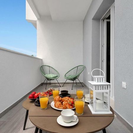 Apartments Morpheus Макарска Екстериор снимка