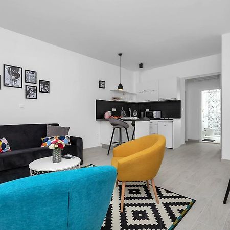 Apartments Morpheus Макарска Екстериор снимка