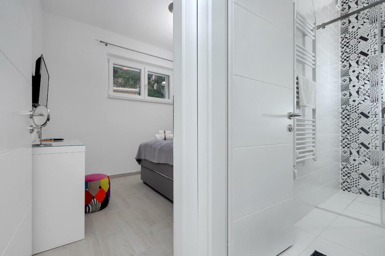 Apartments Morpheus Макарска Екстериор снимка